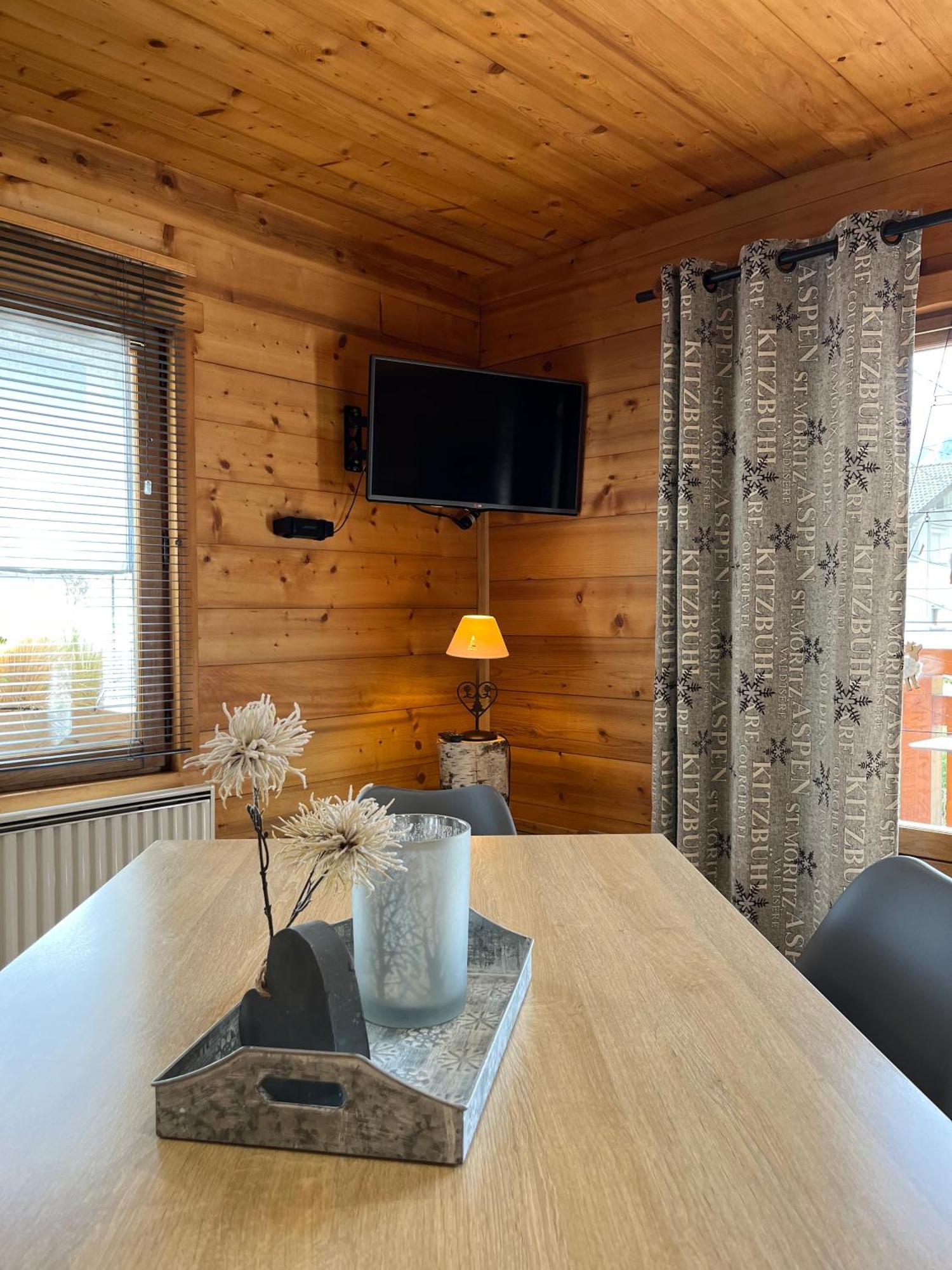 Appartement Lapreski, Spacieux, Proche Lac D'Annecy, Randonnees Montagne Thones Exterior photo